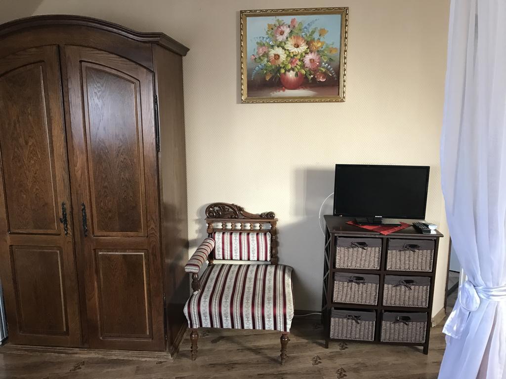Abszolut Hotel Es Panzio Nyirbator Luaran gambar