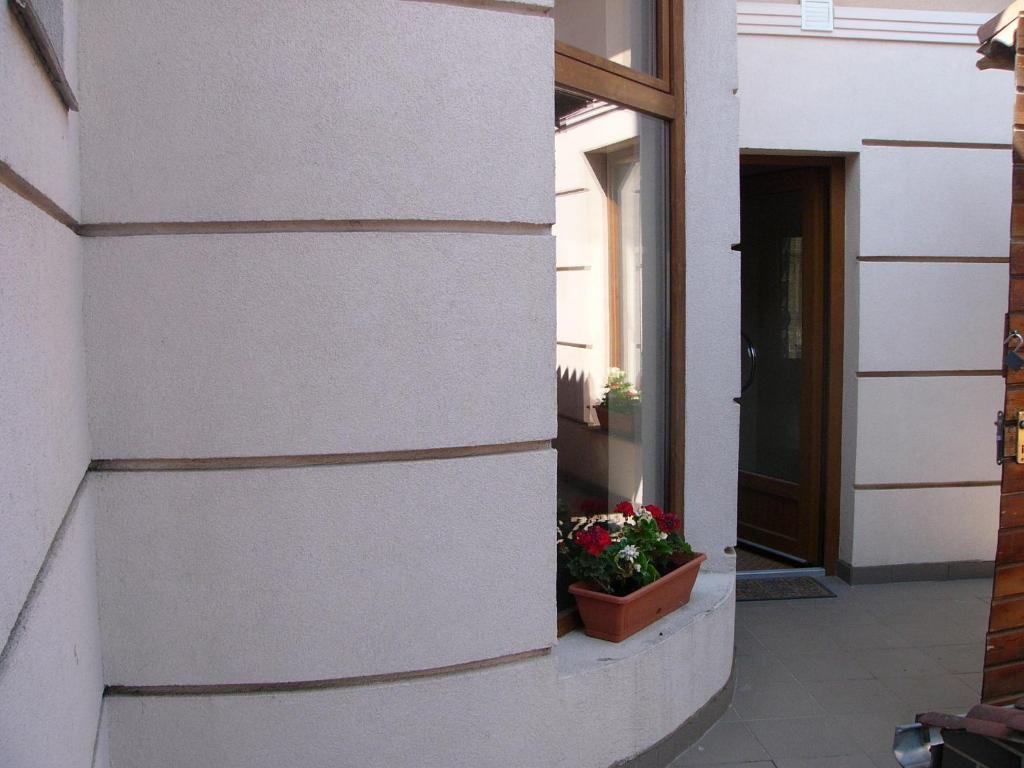 Abszolut Hotel Es Panzio Nyirbator Luaran gambar